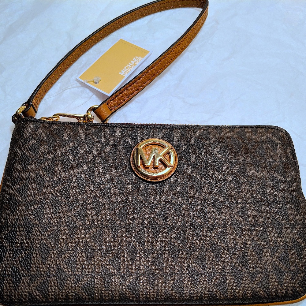 Micheal Kors Wallet